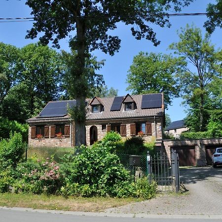 Tres Belle Villa 4 Facades Dans Quartier Vert Et Arbore - 5 Kms De נמור מראה חיצוני תמונה